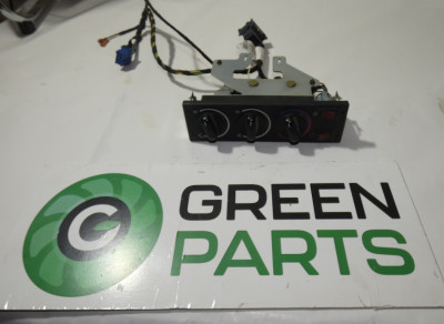  MERCEDES 9025896